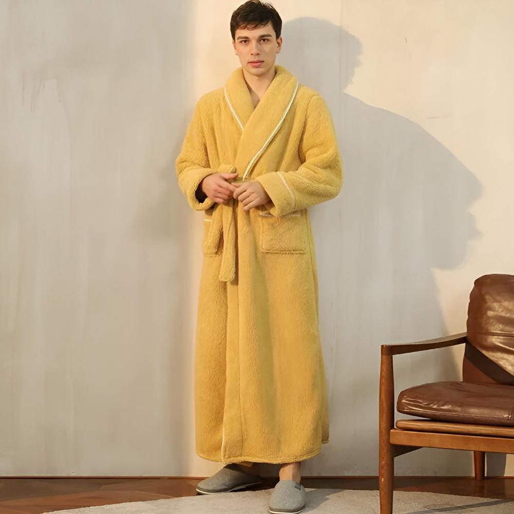Pocketed Bathrobe with Tie Closure