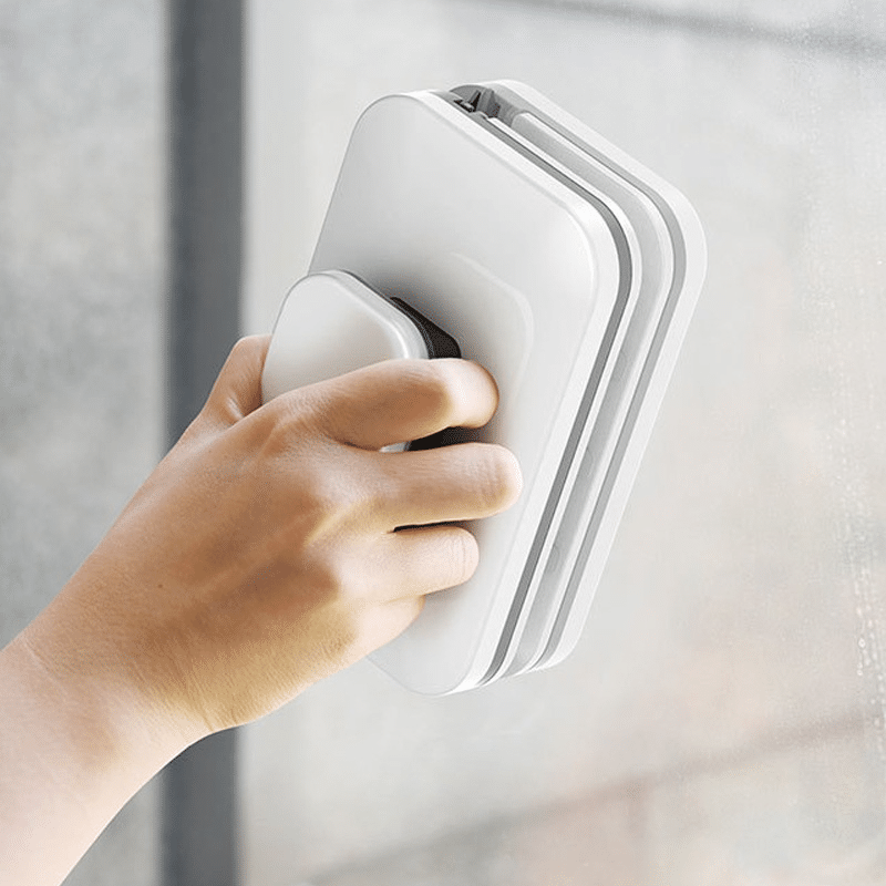 Smart Magnetic Window Cleaner with Dual Action Pads & Safety Line