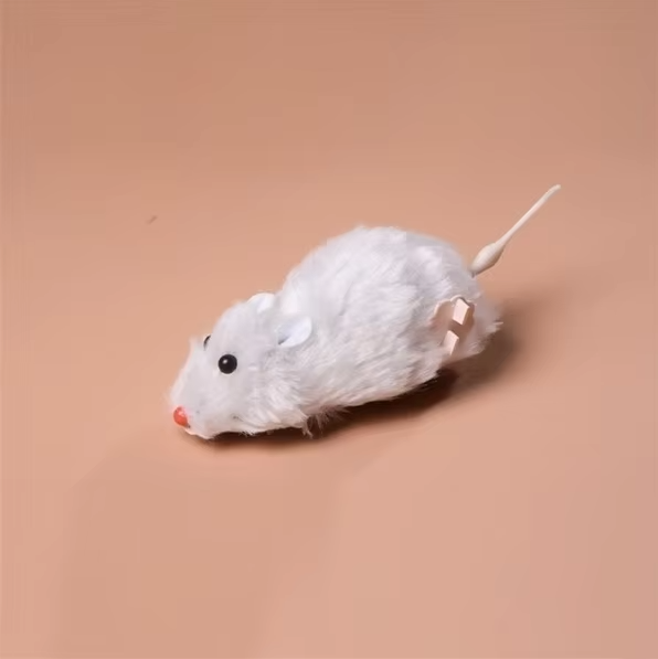 Interactive Battery-Powered Cat Mouse for Engaging Play