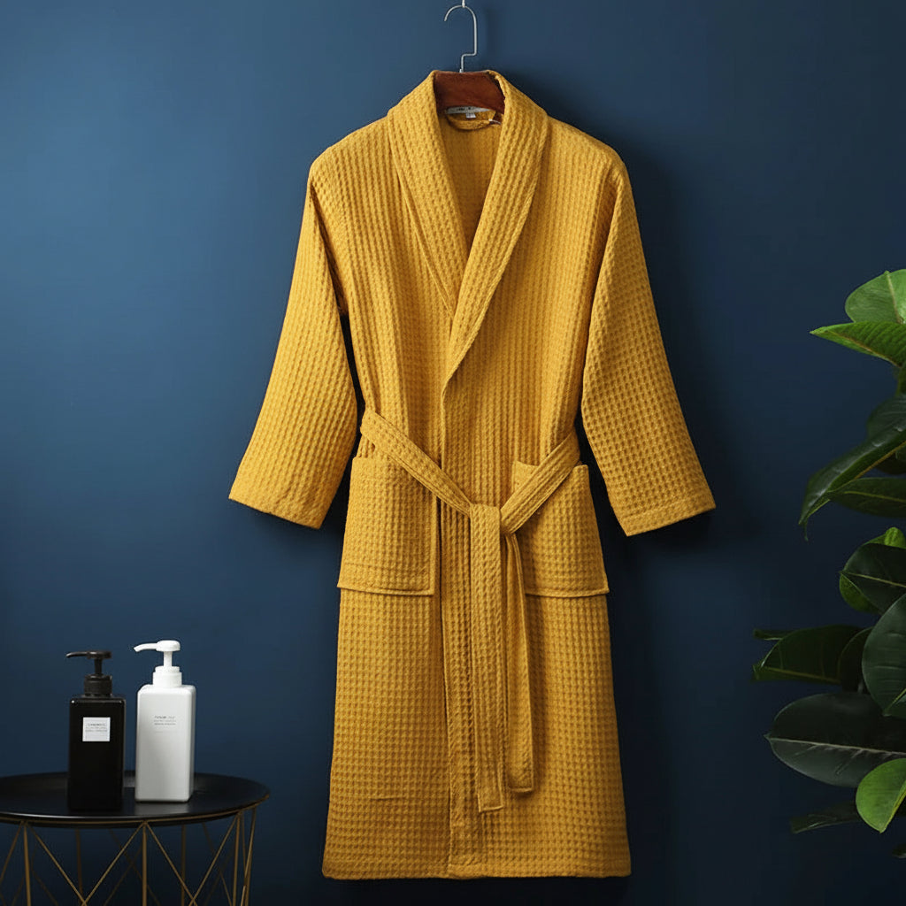 Unisex Soft Bathrobe – Cozy Absorbent Dressing Gown for All Seasons
