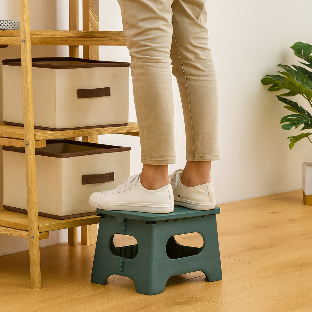Lightweight Folding Step Stool with Handle for Convenient Access