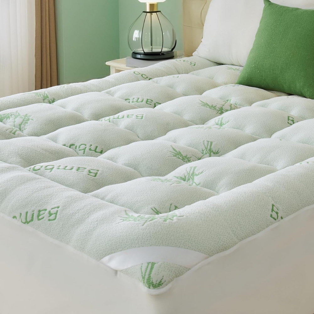 Waterproof Mattress Cover with Fitted Design for Easy Cleaning