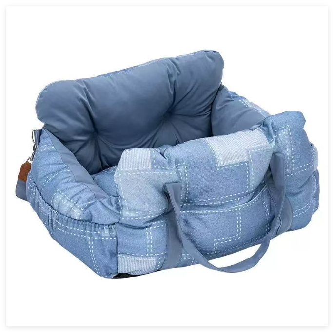 Cozy Dog Travel Bed with Adjustable Safety Features for Daily Use