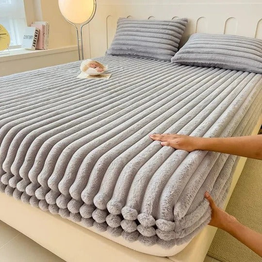 Plush Comfort Fitted Sheet for Restful Sleep Every Night