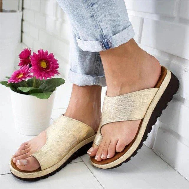 Comfortable Arch Support Sandals with Toe-Ring Design