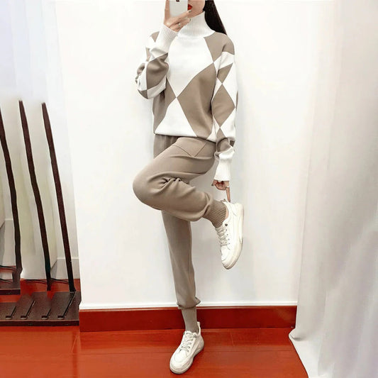 2-Piece Knit Tracksuit for Women - Warm Sweater and Pants Set in Beige, Red, Blue, Black, Sizes S to 2XL