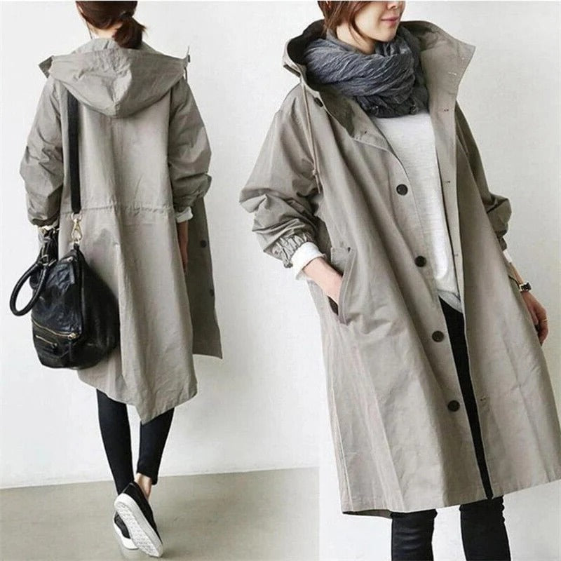 Chic Stretch Coat with Contoured Waist and Breathable Fabric