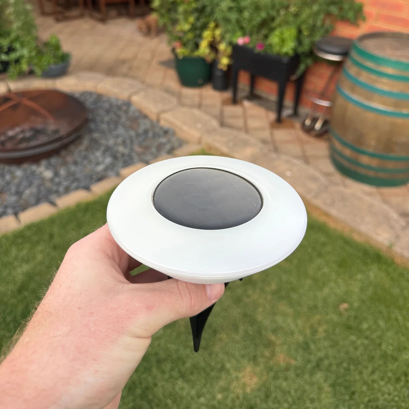 Garden Ground Lights Powered by Solar Energy