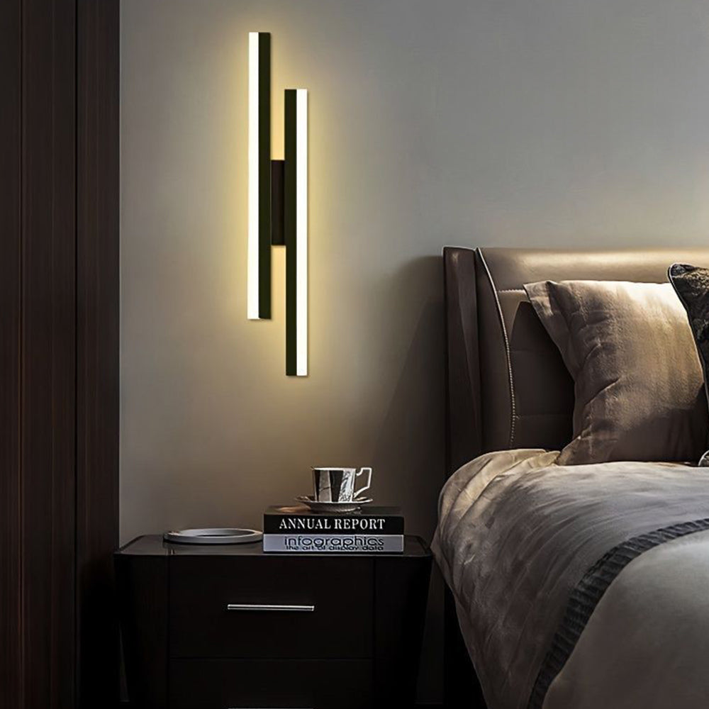 Contemporary LED Wall Light in Linear Design