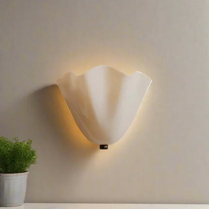 LED Wall Light in Art Deco Shell Design