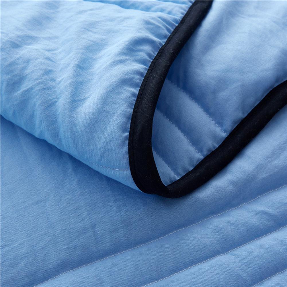 Cooling Blanket with Textured Fabric