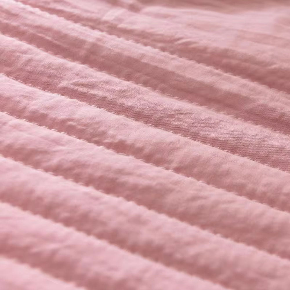 Lightweight Throw Blanket for Cooling Comfort
