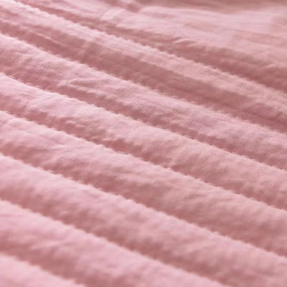 Lightweight Throw Blanket for Cooling Comfort