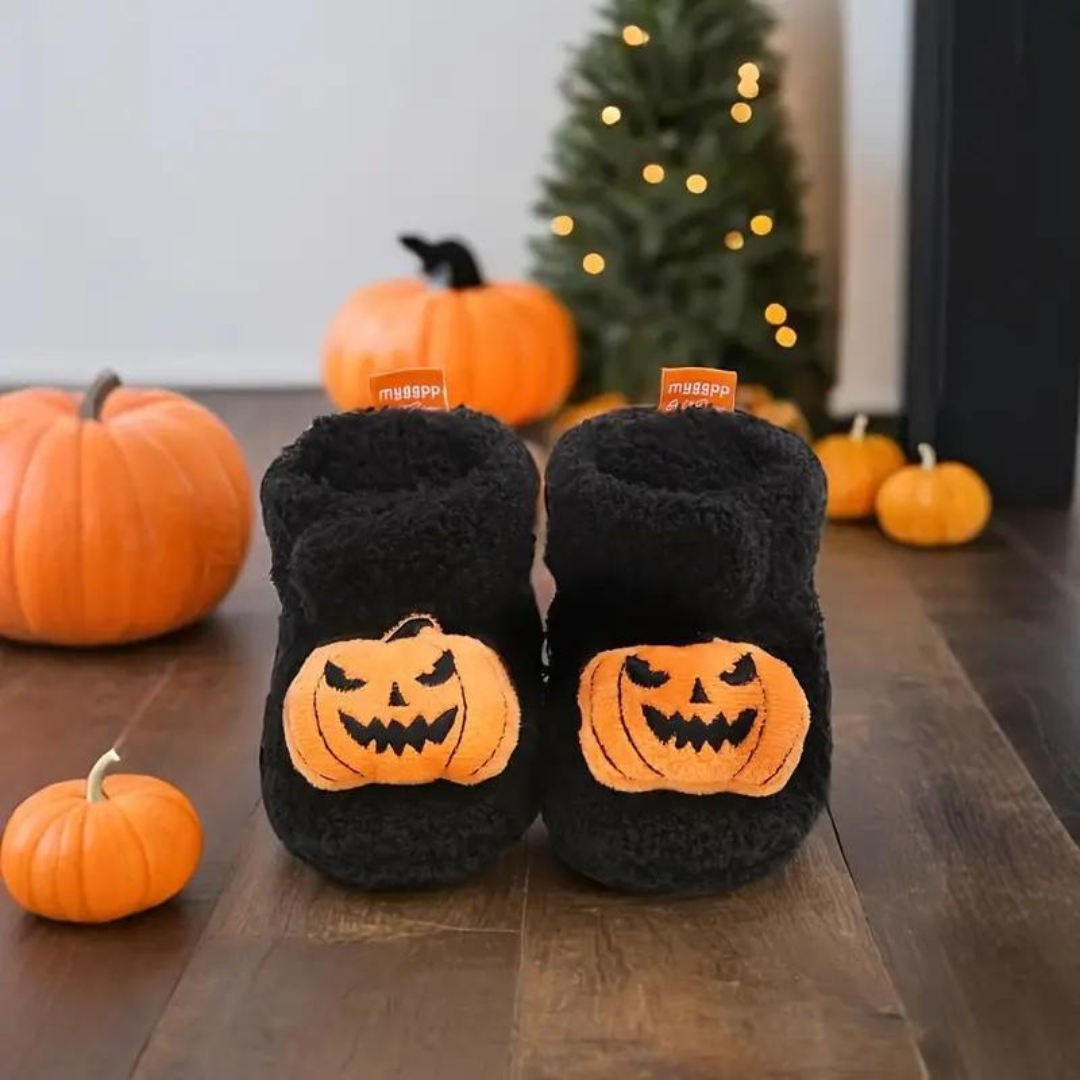 Cozy Fleece Slippers for Kids with Spooky Halloween Designs