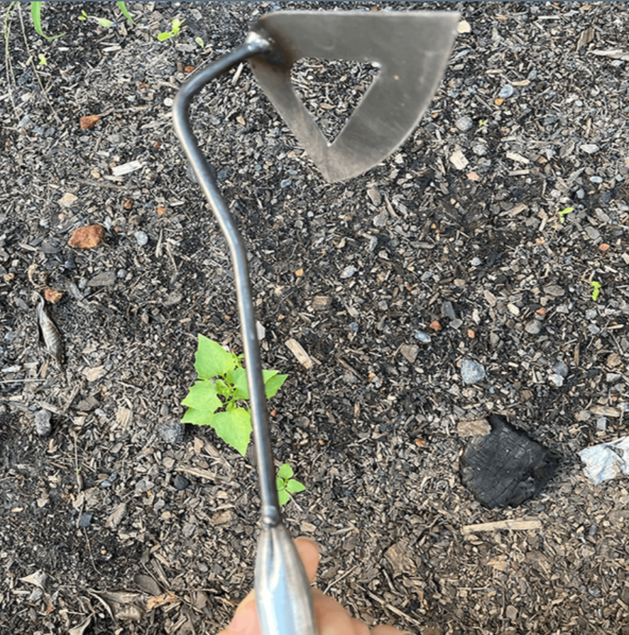 Ergonomic Garden Hoe with Precision Cutting Blade and Grip Handle