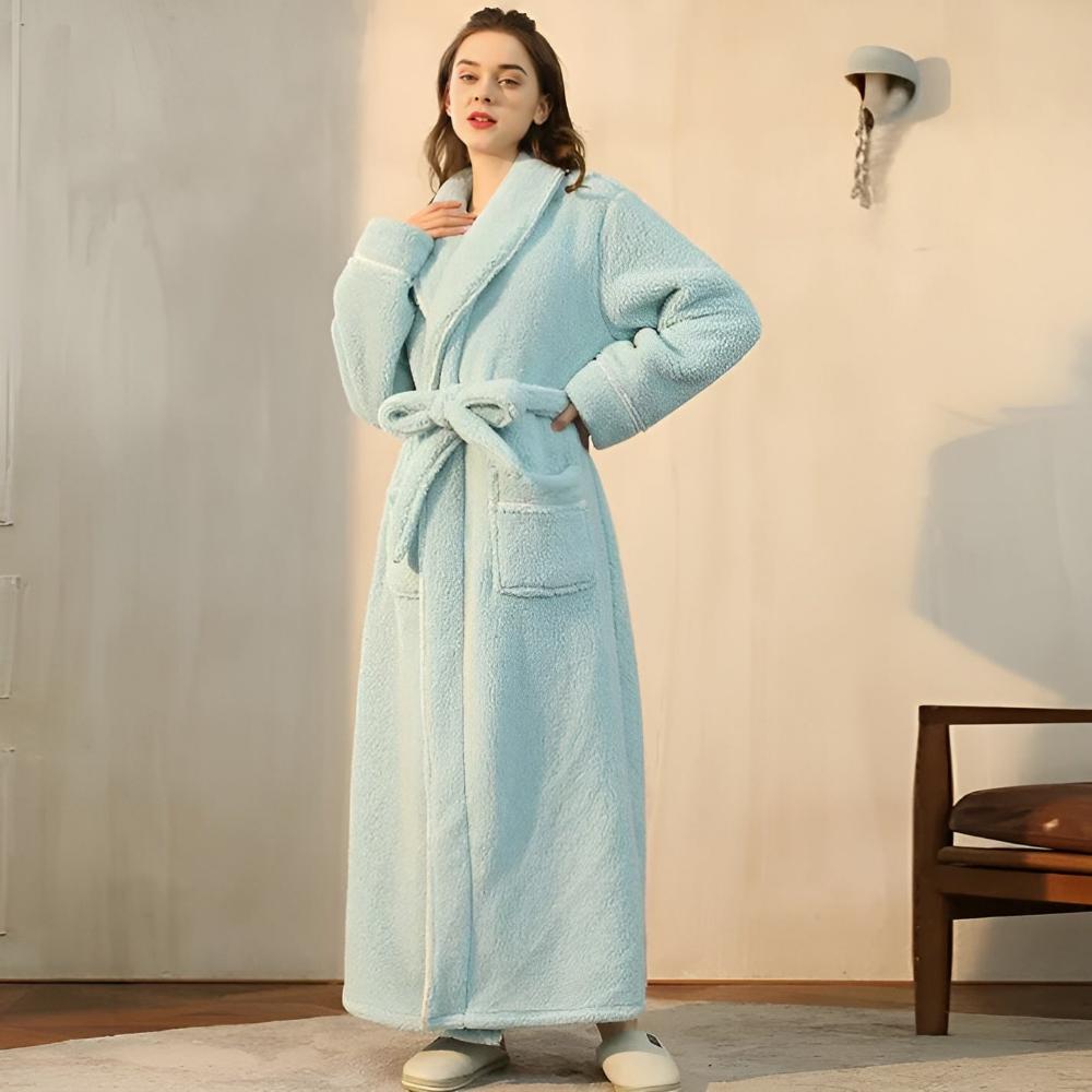 Pocketed Bathrobe with Tie Closure