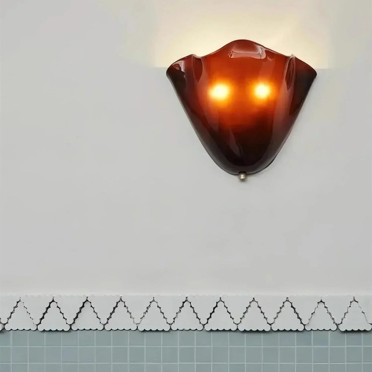 LED Wall Light in Art Deco Shell Design