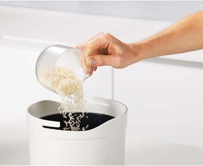 QuickCook Microwave Rice Maker with Locking Handle & Strainer, 2L