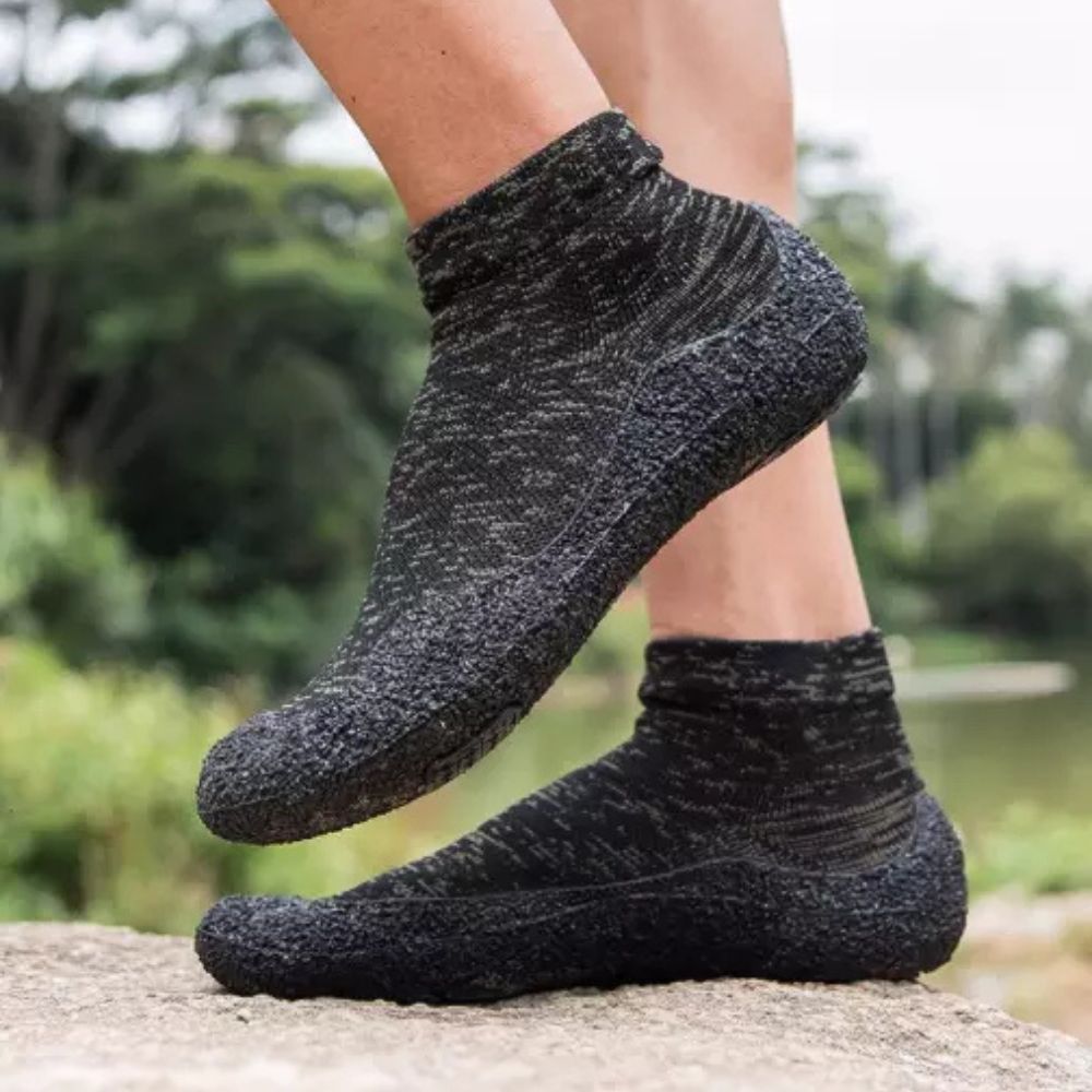 Aqua Water Shoes for Men and Women - Quick-Dry Non-Slip Swim Socks