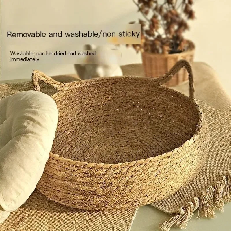 Cozy Nesting Cat Bed with Detachable Comfort Pad