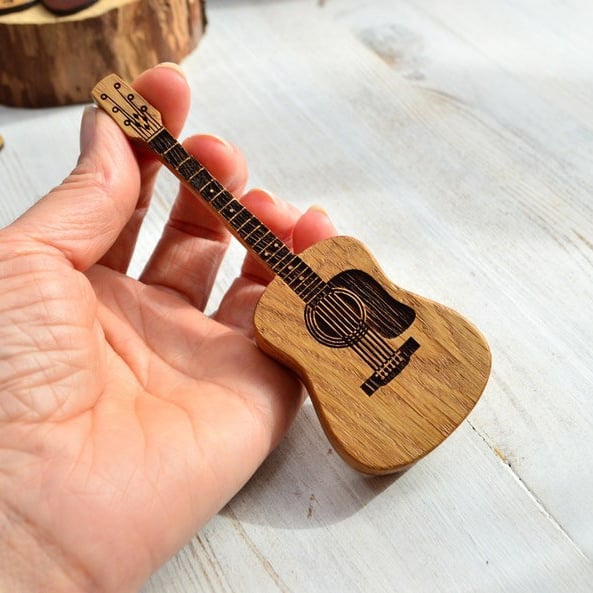 Custom Engraved Guitar Pick Holder with Display Stand & Picks