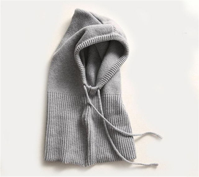 Luxurious Cashmere Hooded Beanie with Custom Fit and Travel-Friendly Design
