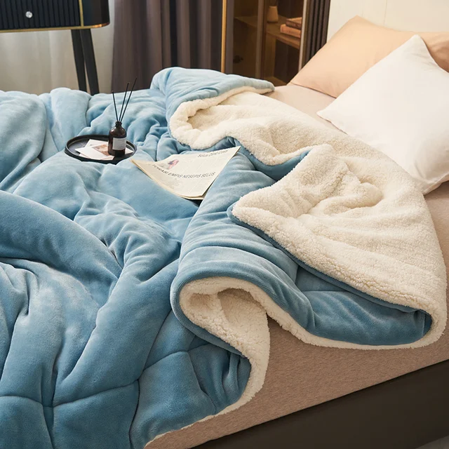 Cozy Dual-Sided Throw Blanket for Warmth