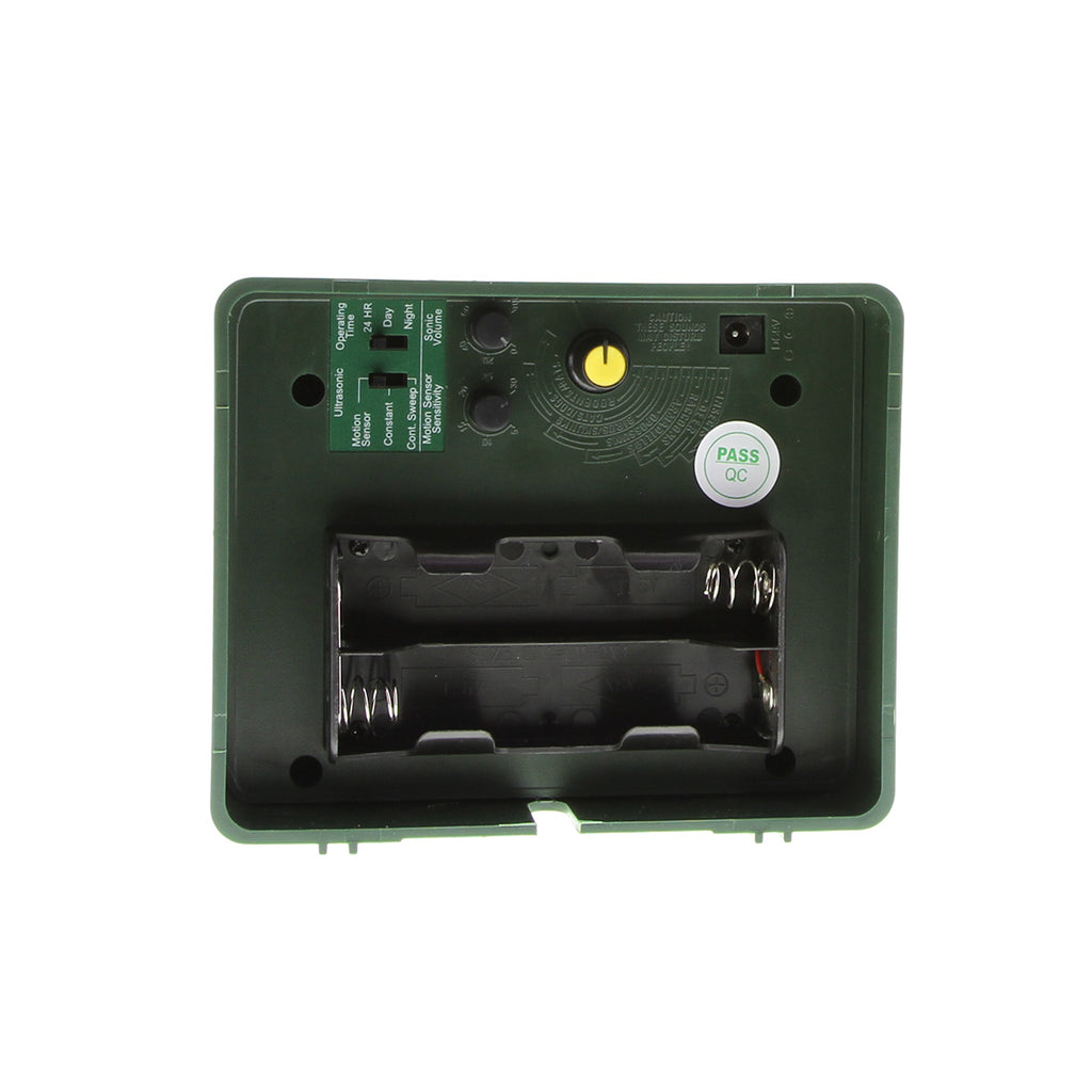 Solar-Powered Ultrasonic Bird Deterrent with Motion Sensors and Flashing Lights
