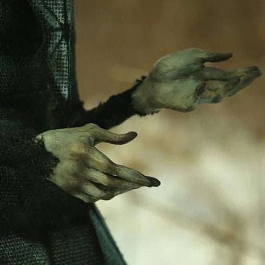 Enchanting Witch Figurines for a Spooky Halloween Vibe