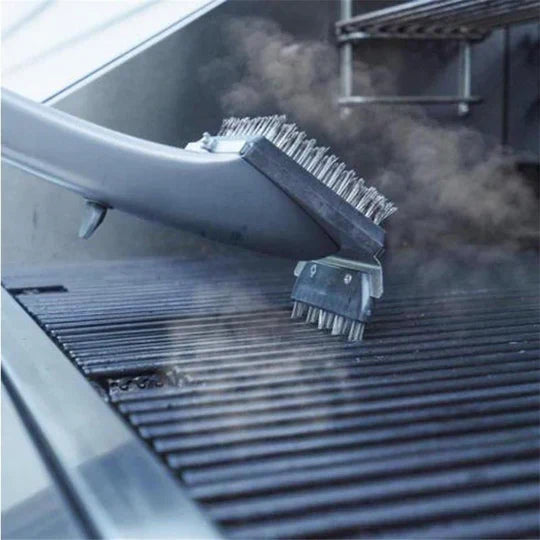 Effortless Grill Cleaner with Steam Technology