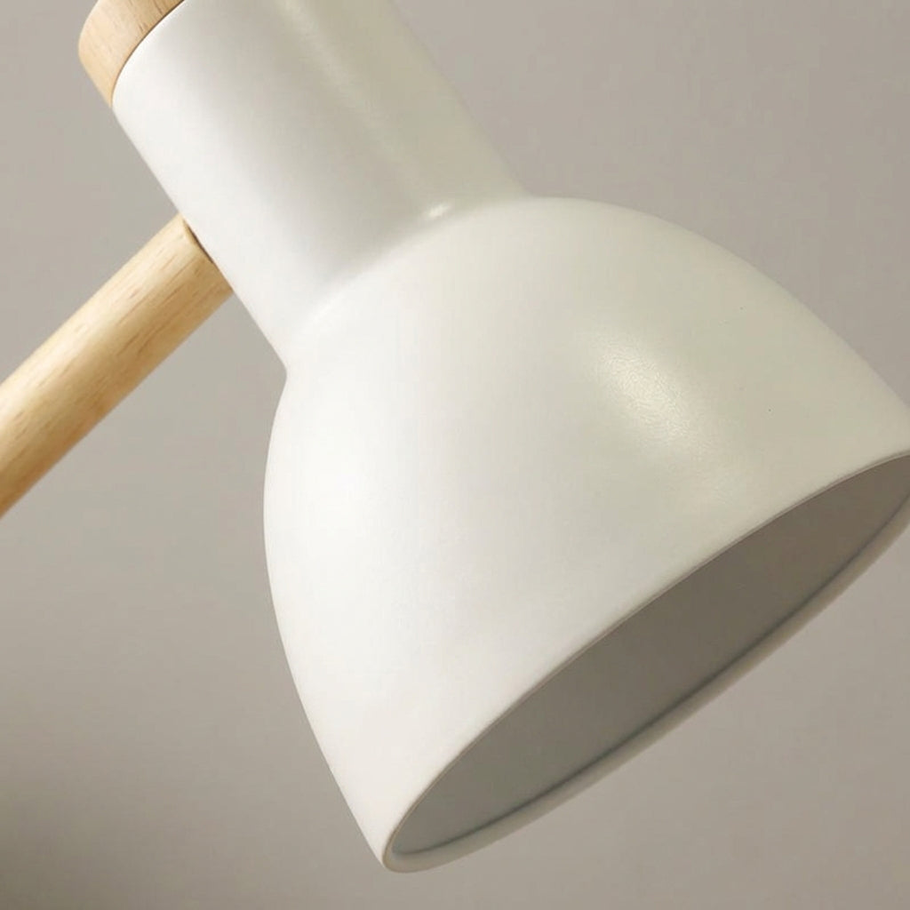 Adjustable Desk Lamp in Scandinavian Design | Warm Light for Work
