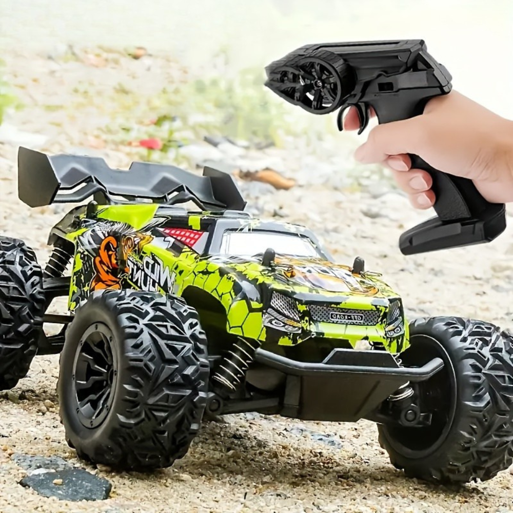 All-Terrain Remote Control SUV Truck – Durable High-Speed Off-Road Vehicle
