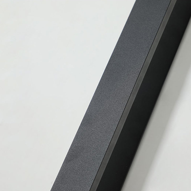 Outdoor LED Wall Light in Linear Minimalist Design