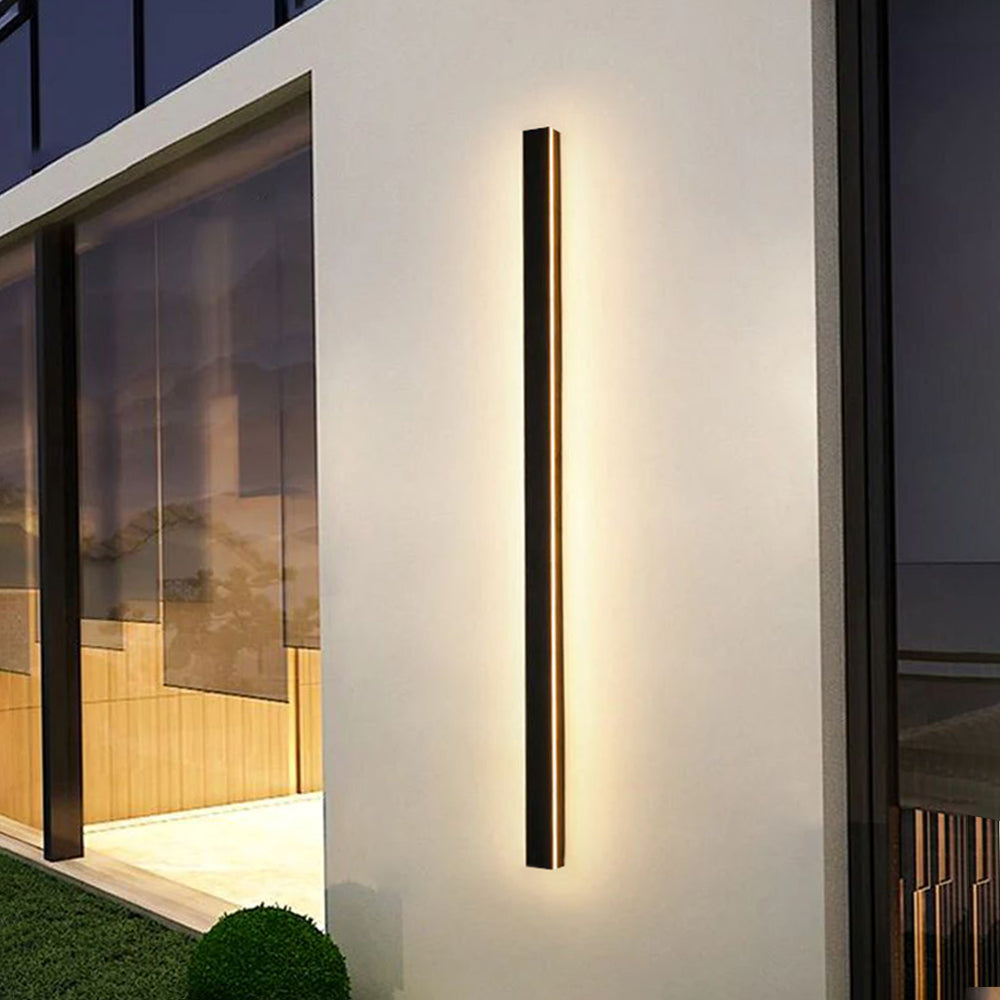 Outdoor LED Wall Light in Linear Minimalist Design