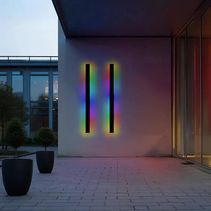 Outdoor LED Wall Light in Linear Minimalist Design