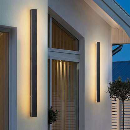 Outdoor LED Wall Light in Linear Minimalist Design