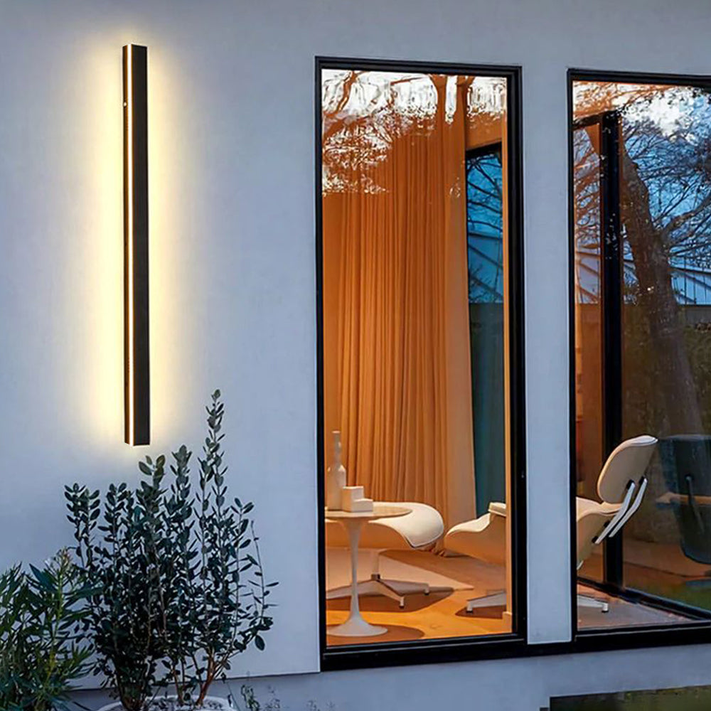 Outdoor LED Wall Light in Linear Minimalist Design