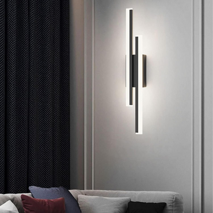 Contemporary LED Wall Light in Linear Design