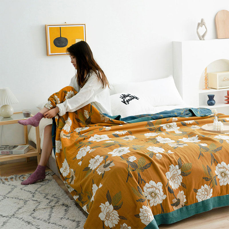 Floral Cotton Quilt – Reversible Design, Soft and Breathable for Year-Round Use