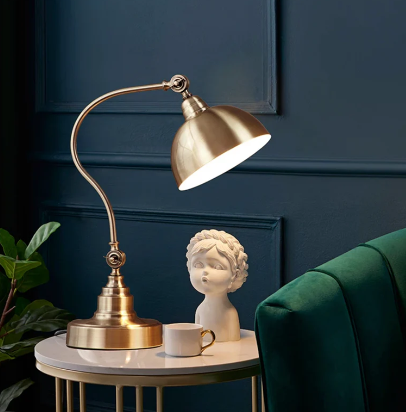 LED Table Lamp in Retro Design – Stylish Lighting for Cozy Spaces