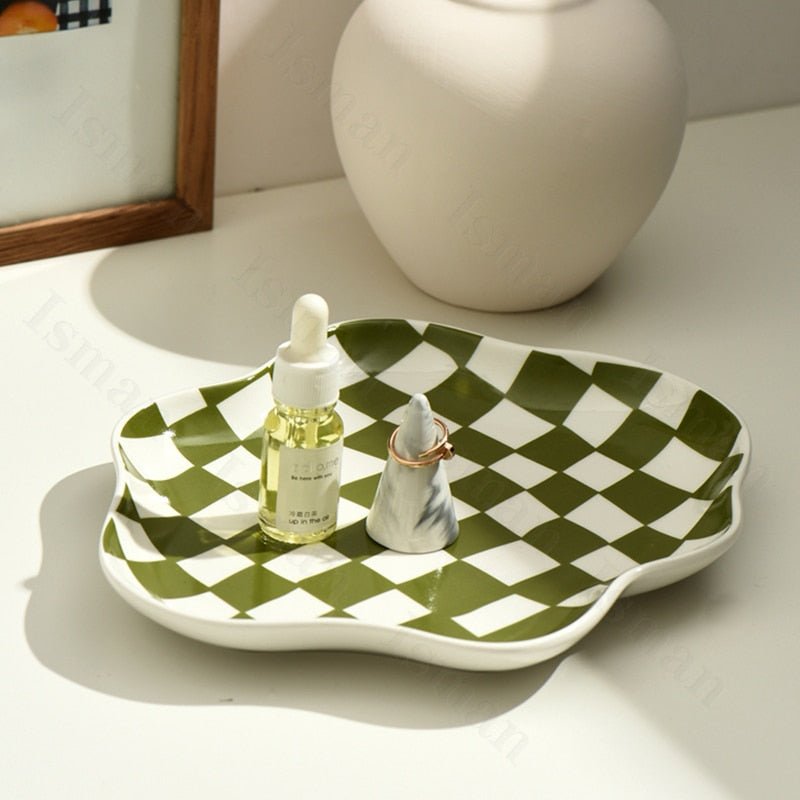 Modern Checkered Ceramic Tray – Glossy Finish Versatile Organizer