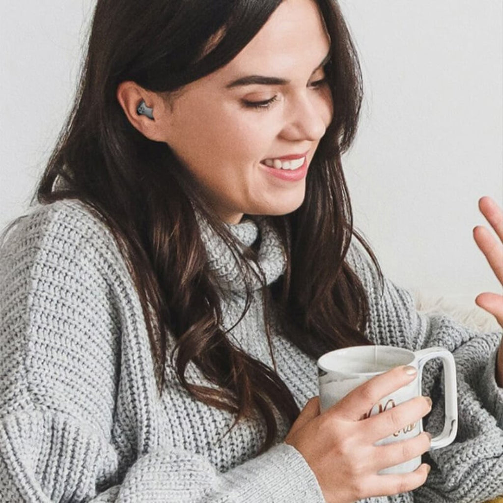 Wireless In-Ear Earbuds with Lightweight Design and Noise Cancelling