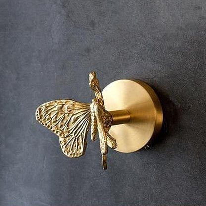 Stylish Wall Hooks in Animal Design – Handcrafted Brass Decor