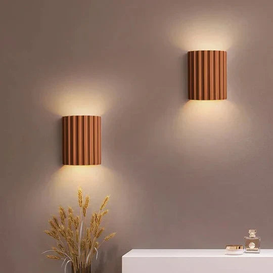 Chic Wall Light Fixture with LED – Stylish Lighting for Every Space