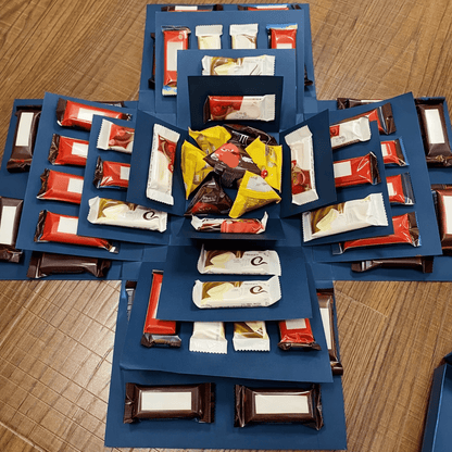 Customizable Memory Surprise Box with Four-Panel Design