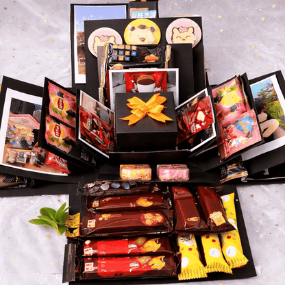 Customizable Memory Surprise Box with Four-Panel Design