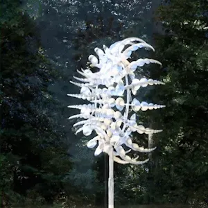Garden Breeze Kinetic Spinner - Rust-Proof Outdoor Decor