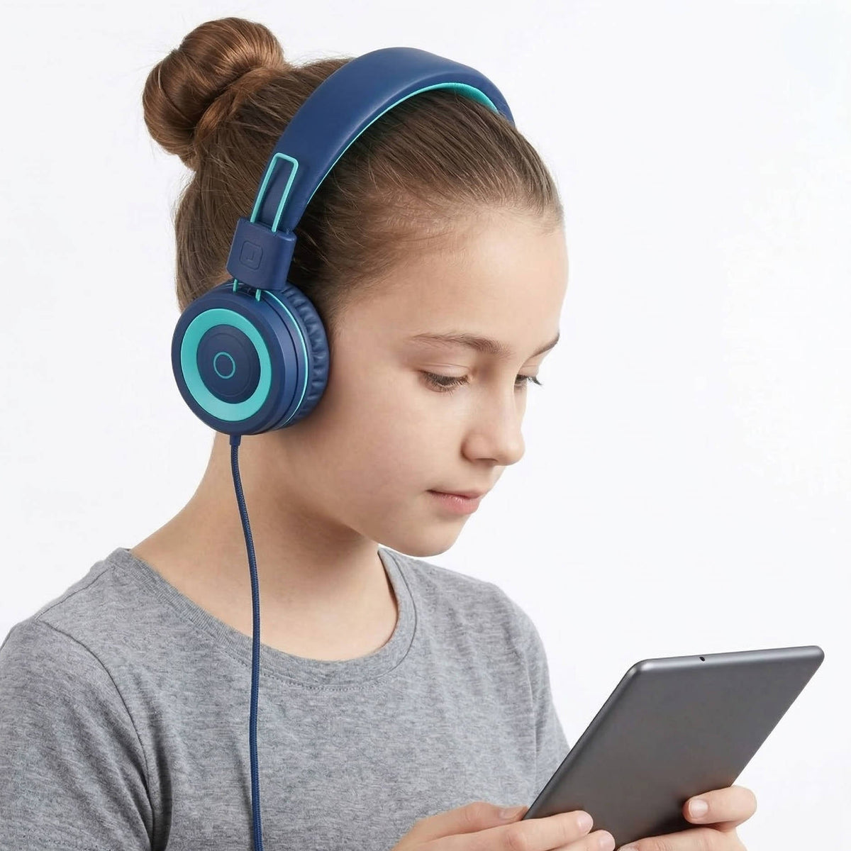 Collapsible Children's Headphones for Travel and Study