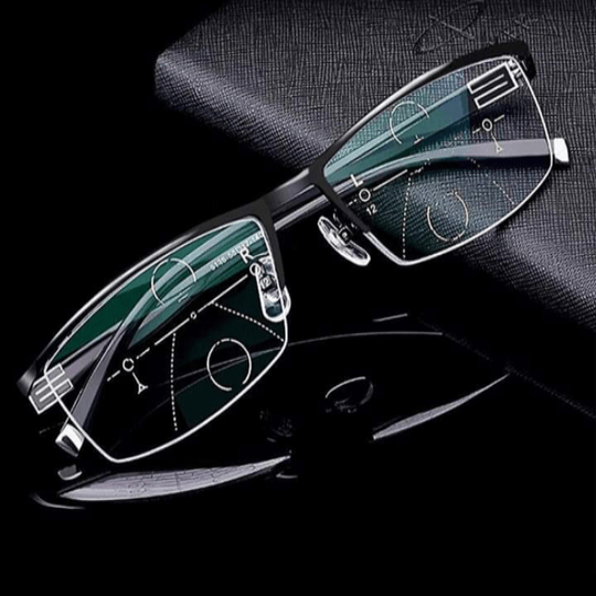Reading Glasses with Blue Light Protection – Multifocal Lens Design