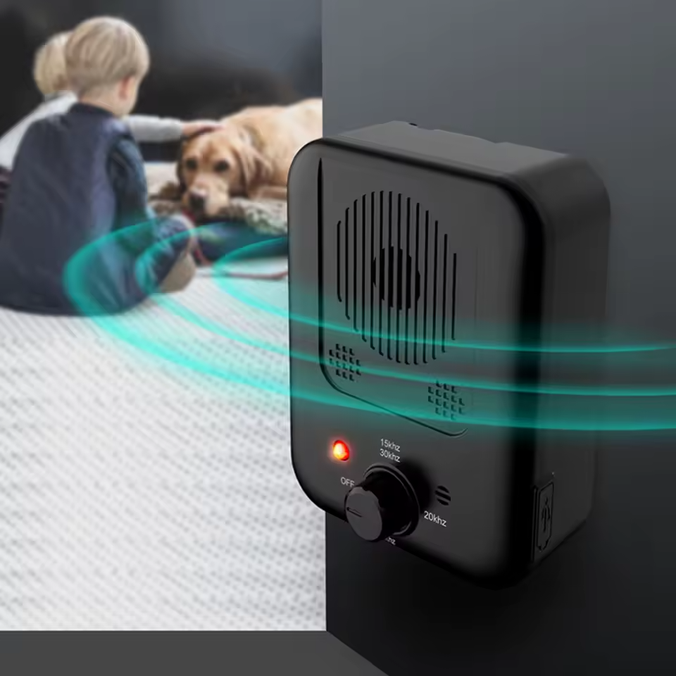 Smart Canine Bark Control Device with Adjustable Sound Levels